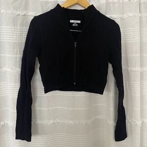 3/$10 SALE Black Ribbed Cropped Running Jacket NWOT